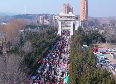 栖霞市：逛太虚宫燕九节庙会 感受老民俗的新活力