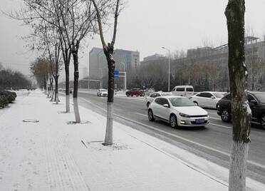 烟台市气象台继续发布大风警报 市区有中雪局部大雪