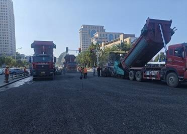 全线通车 烟台通世南路车行道提升改造项目收工
